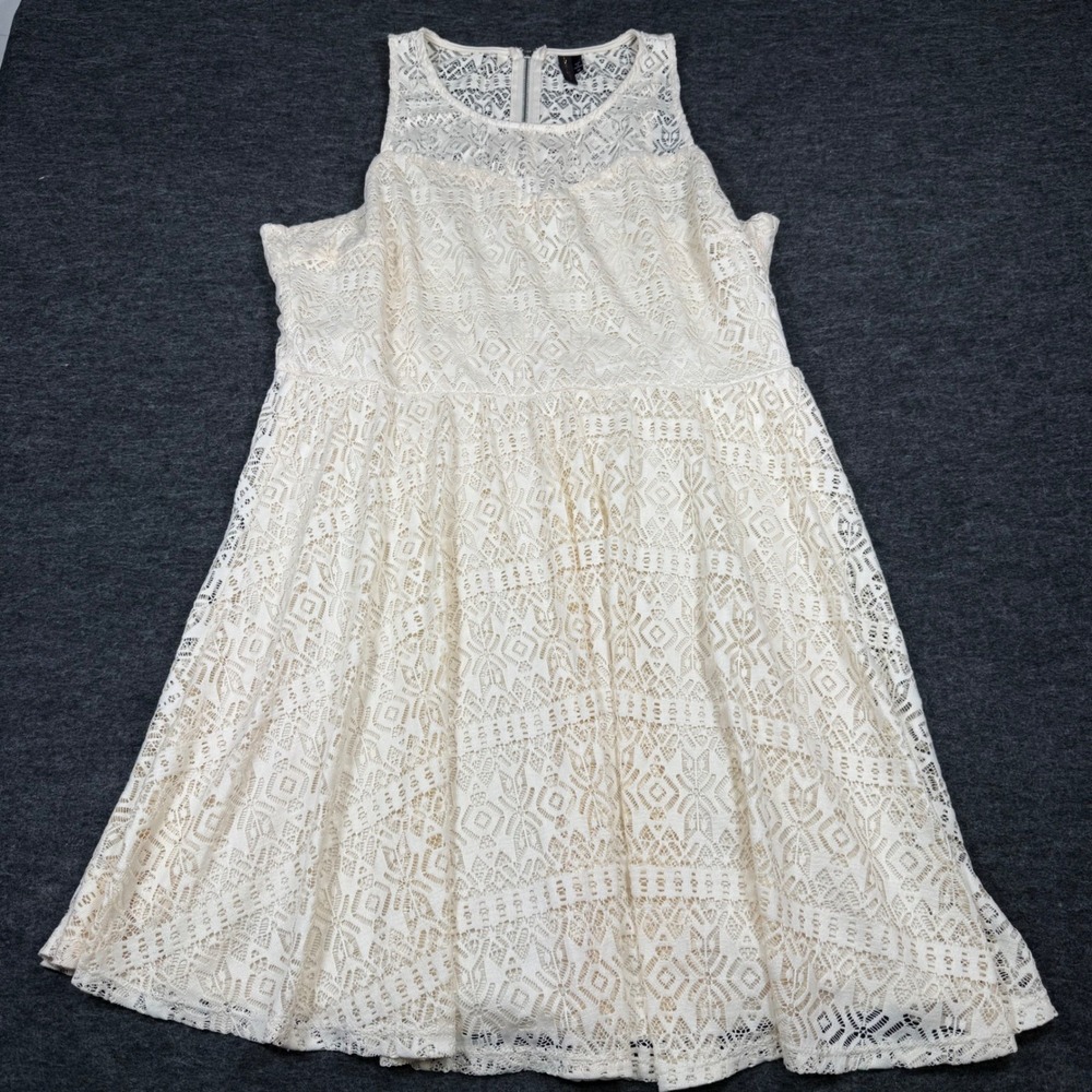 Want And Need‎  Lace Overlay Fit and Flare Dress Off White Crochet Boho 2X